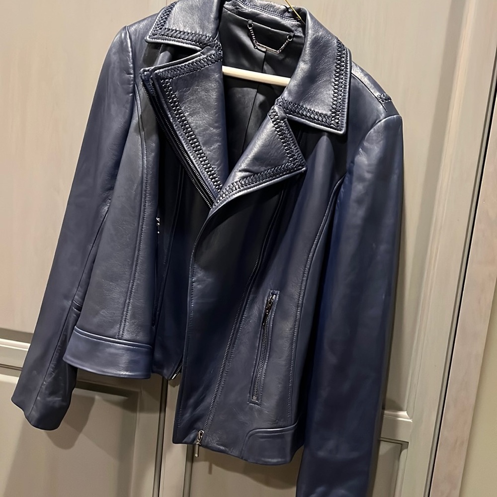 Leather jacket by Elie tahari size large navy
